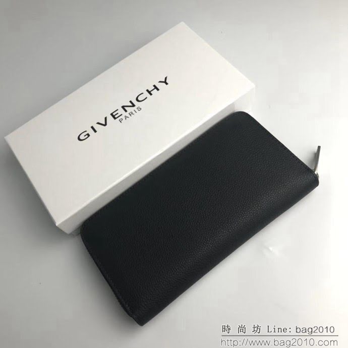 GlVENCHY紀梵希 黑色錢包 正面飾有浮雕品牌標記 環繞式拉鏈 銀色五金  tsg1006